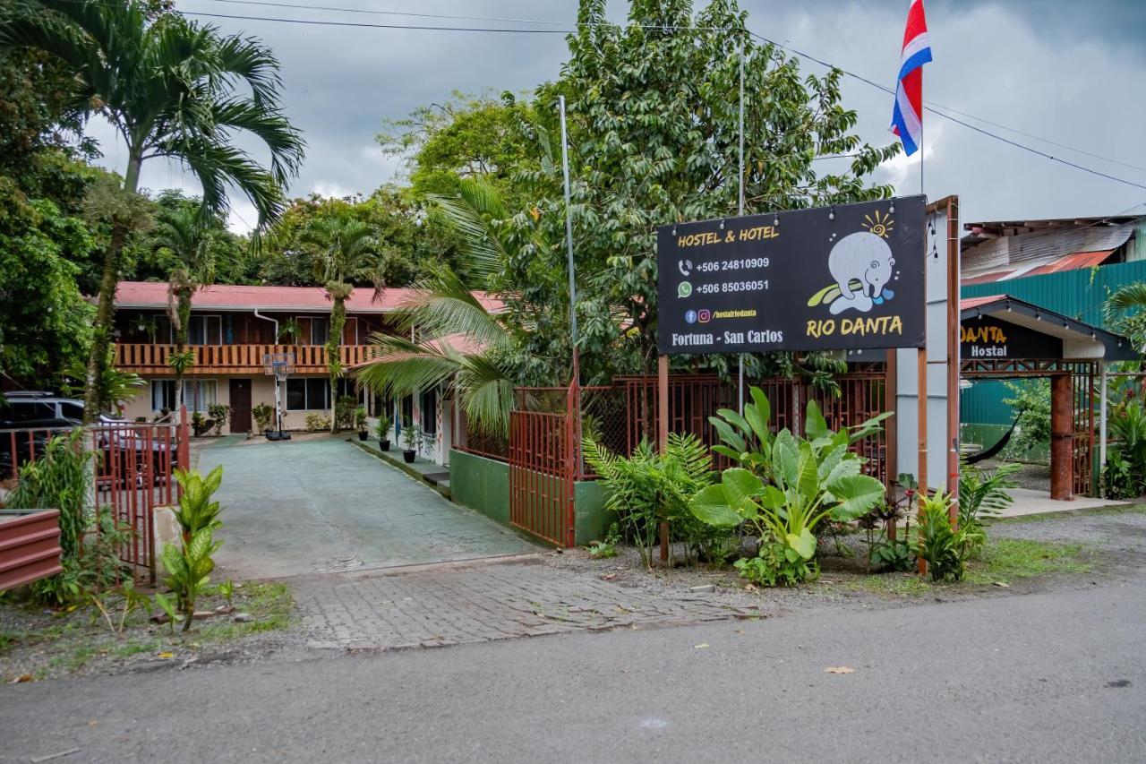 Rio Danta Hostel La Fortuna ภายนอก รูปภาพ