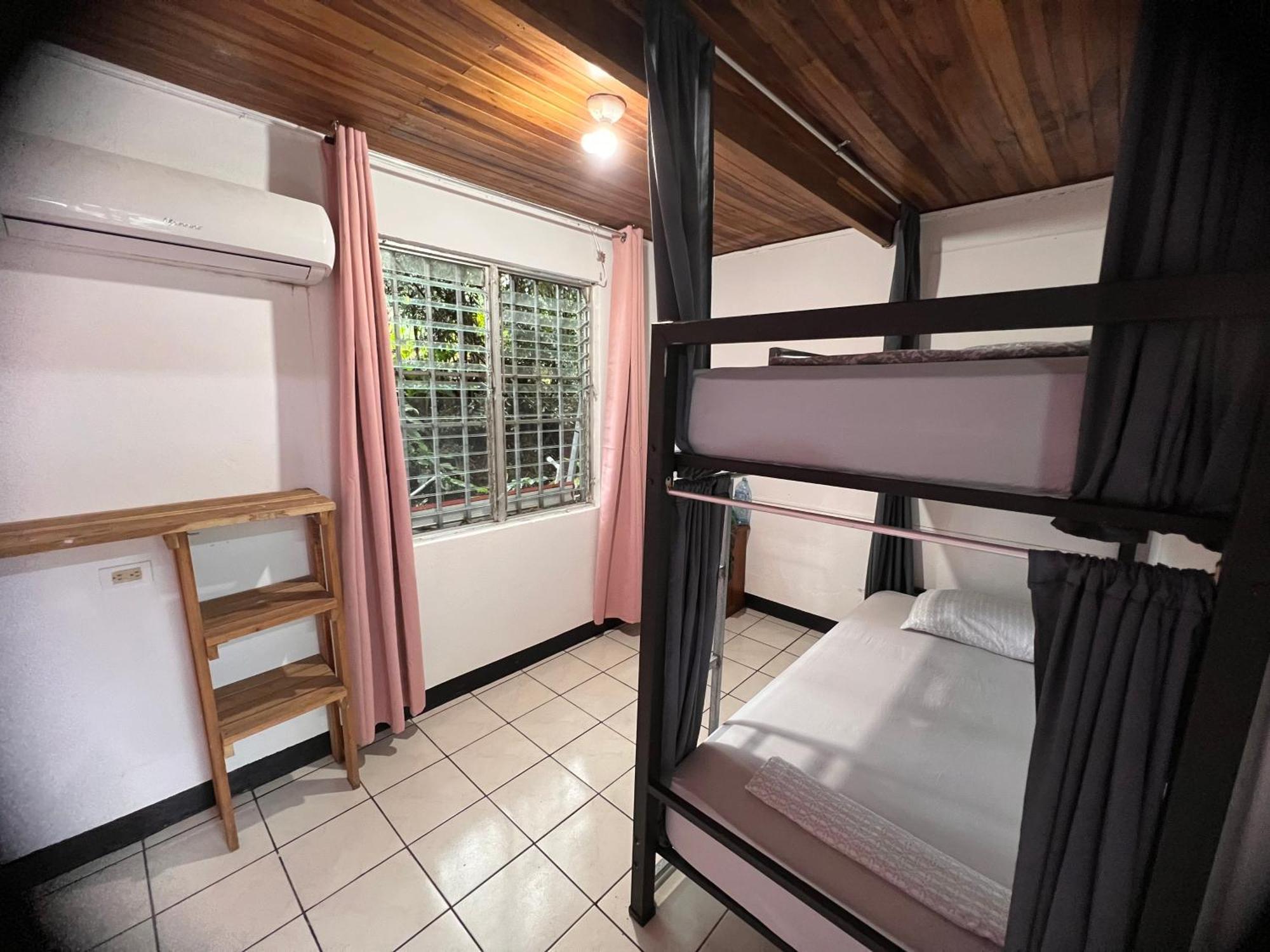 Rio Danta Hostel La Fortuna ภายนอก รูปภาพ