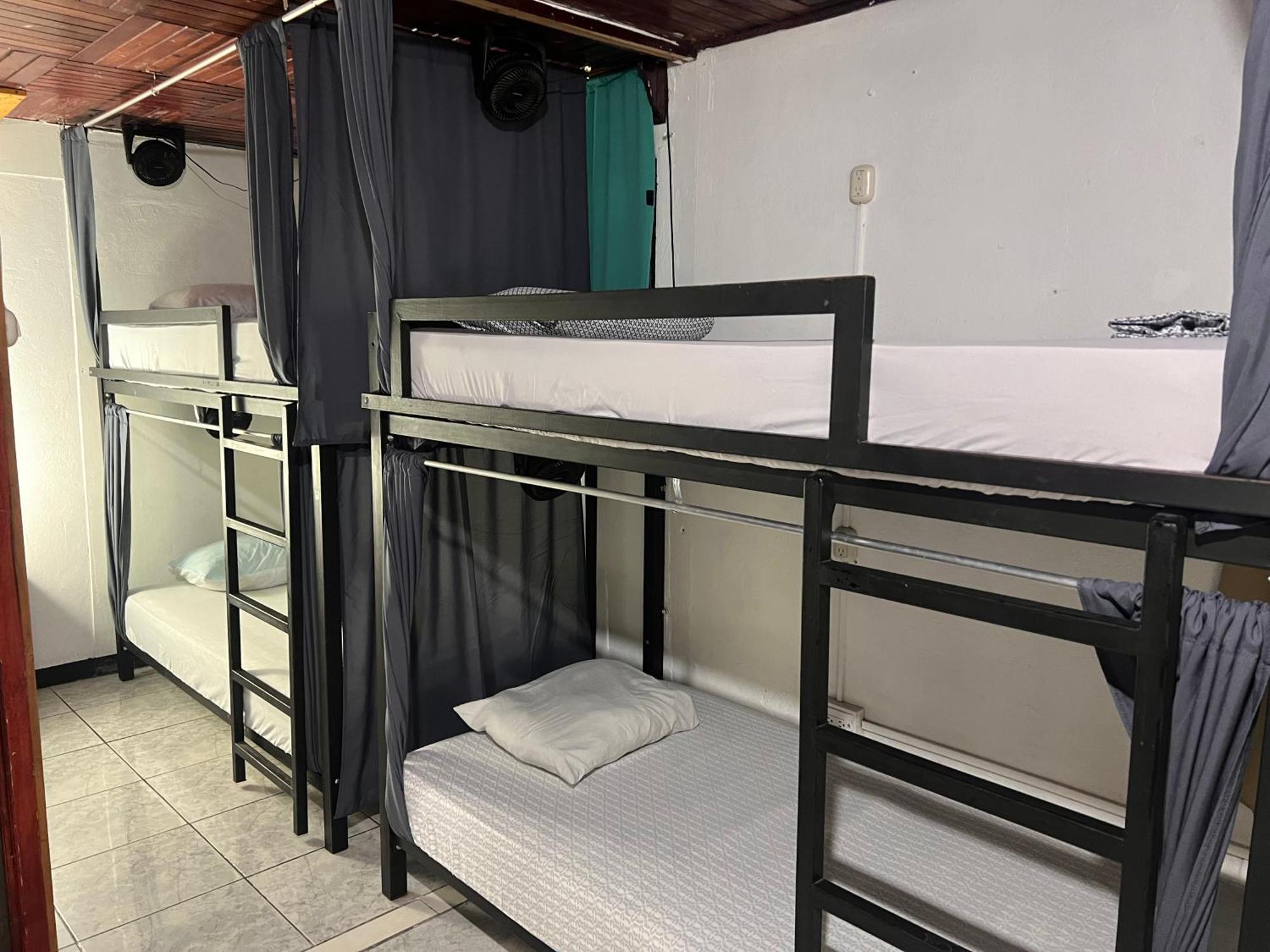 Rio Danta Hostel La Fortuna ภายนอก รูปภาพ