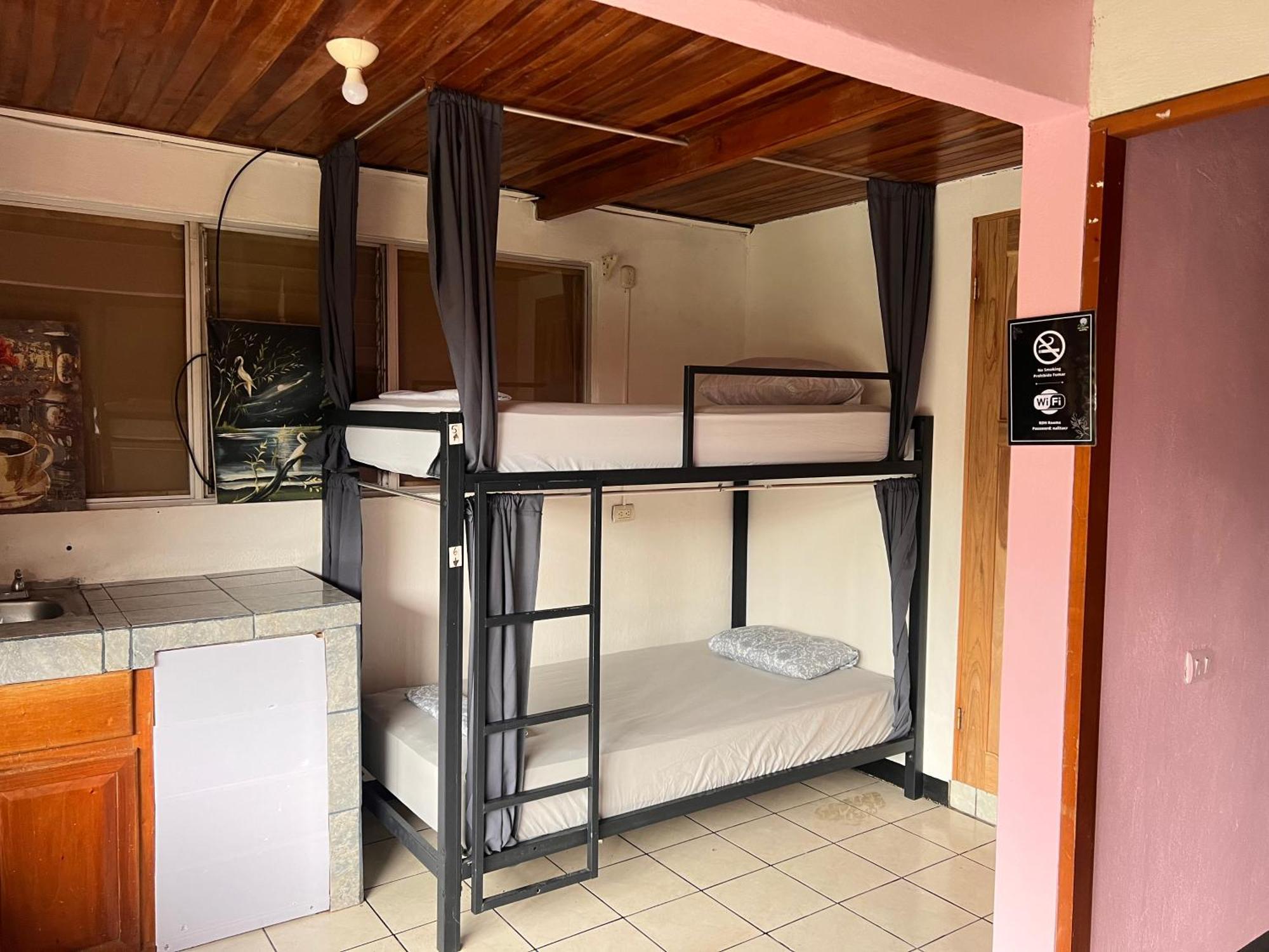 Rio Danta Hostel La Fortuna ภายนอก รูปภาพ
