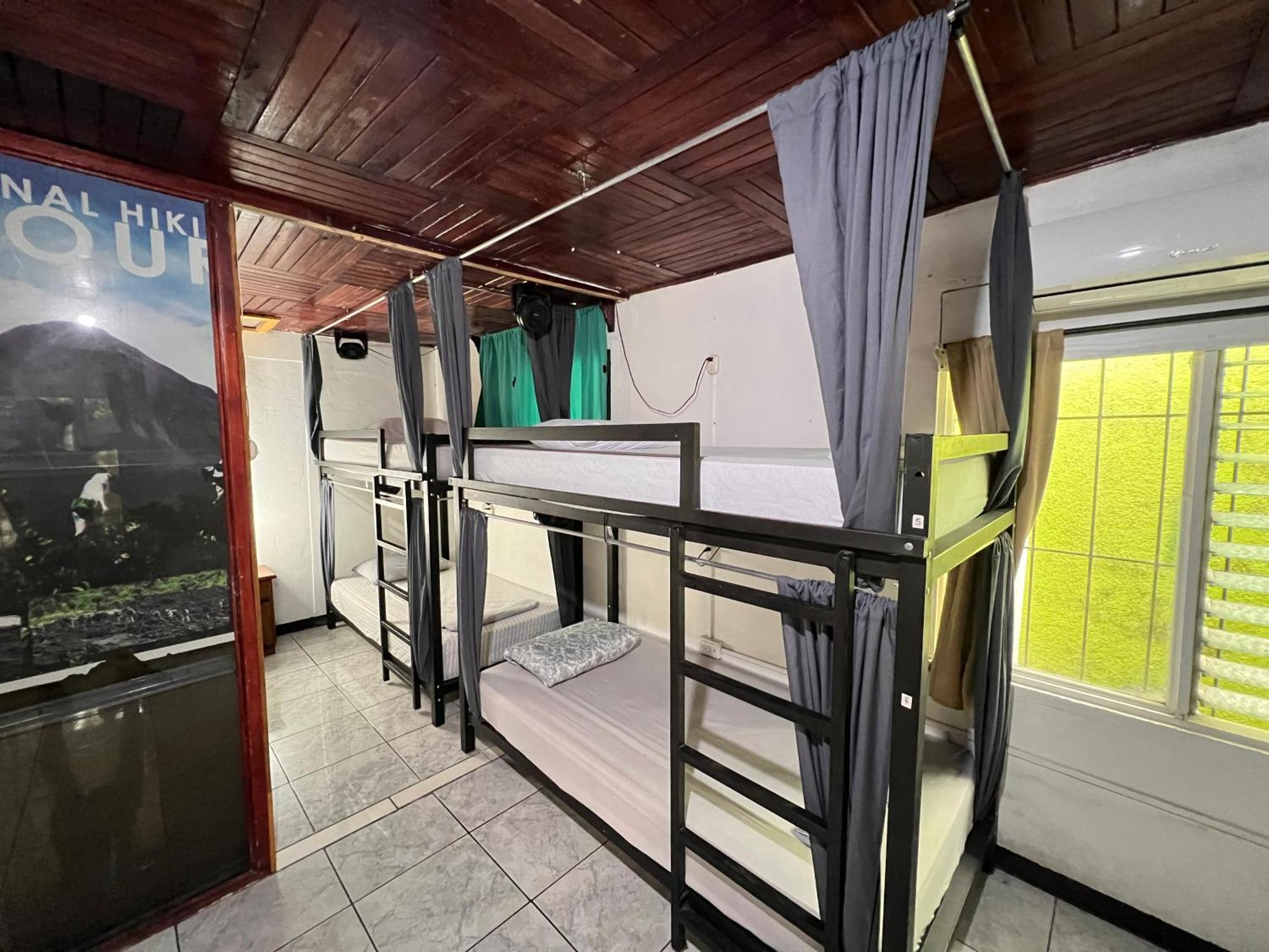 Rio Danta Hostel La Fortuna ภายนอก รูปภาพ
