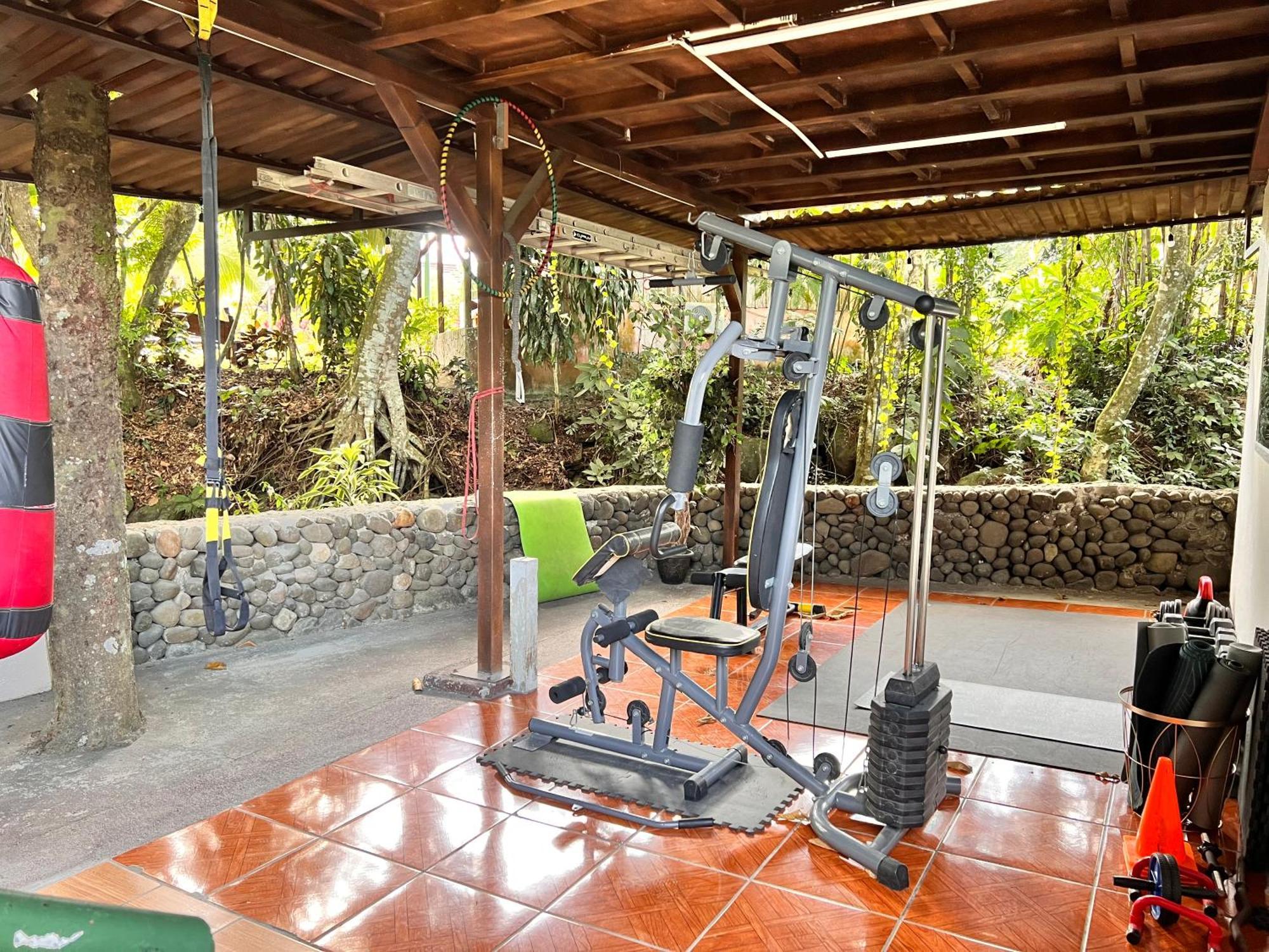 Rio Danta Hostel La Fortuna ภายนอก รูปภาพ