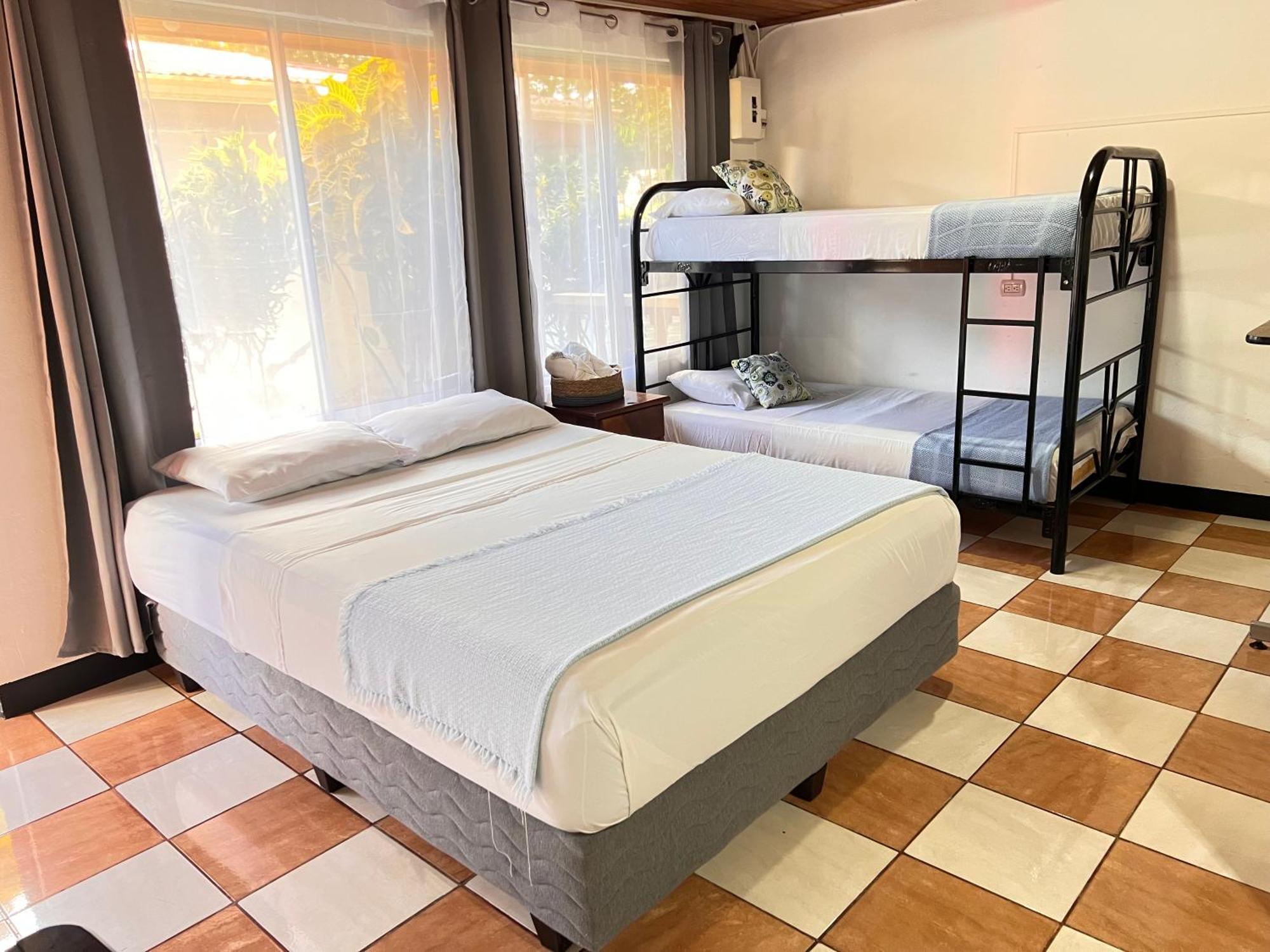 Rio Danta Hostel La Fortuna ภายนอก รูปภาพ