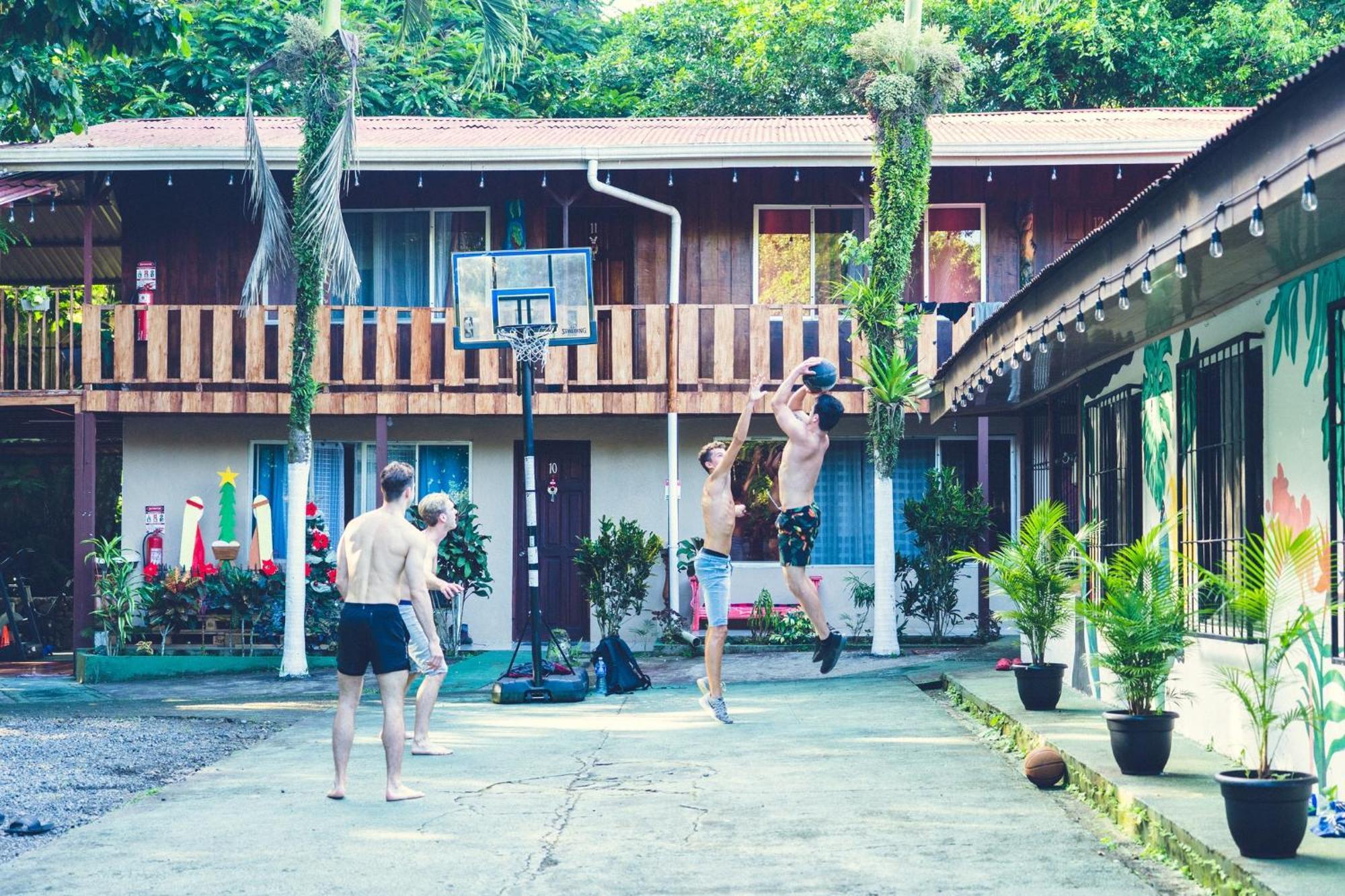 Rio Danta Hostel La Fortuna ภายนอก รูปภาพ